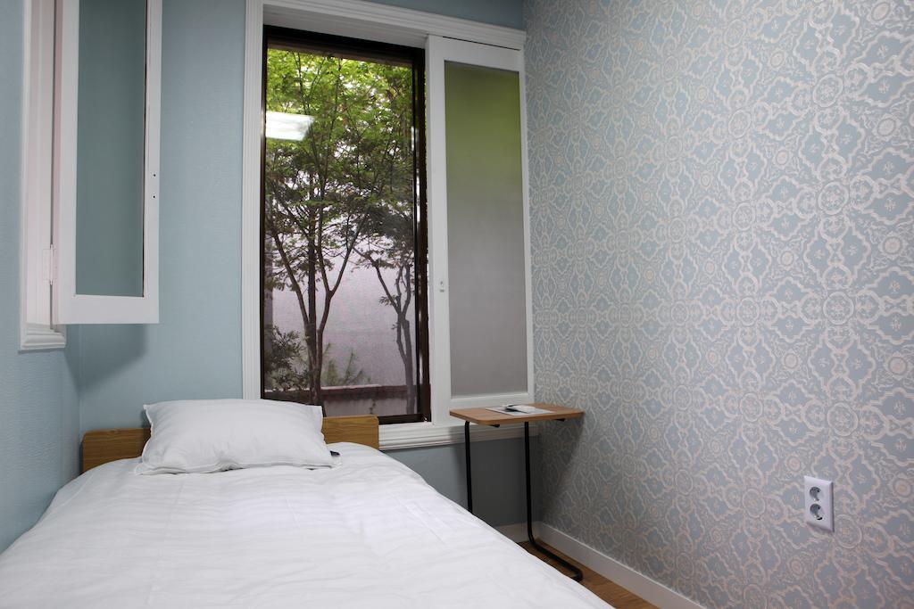 Guest house 24 Gangnam Center 2*