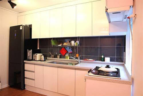 Guest house 24 Gangnam Center 2*