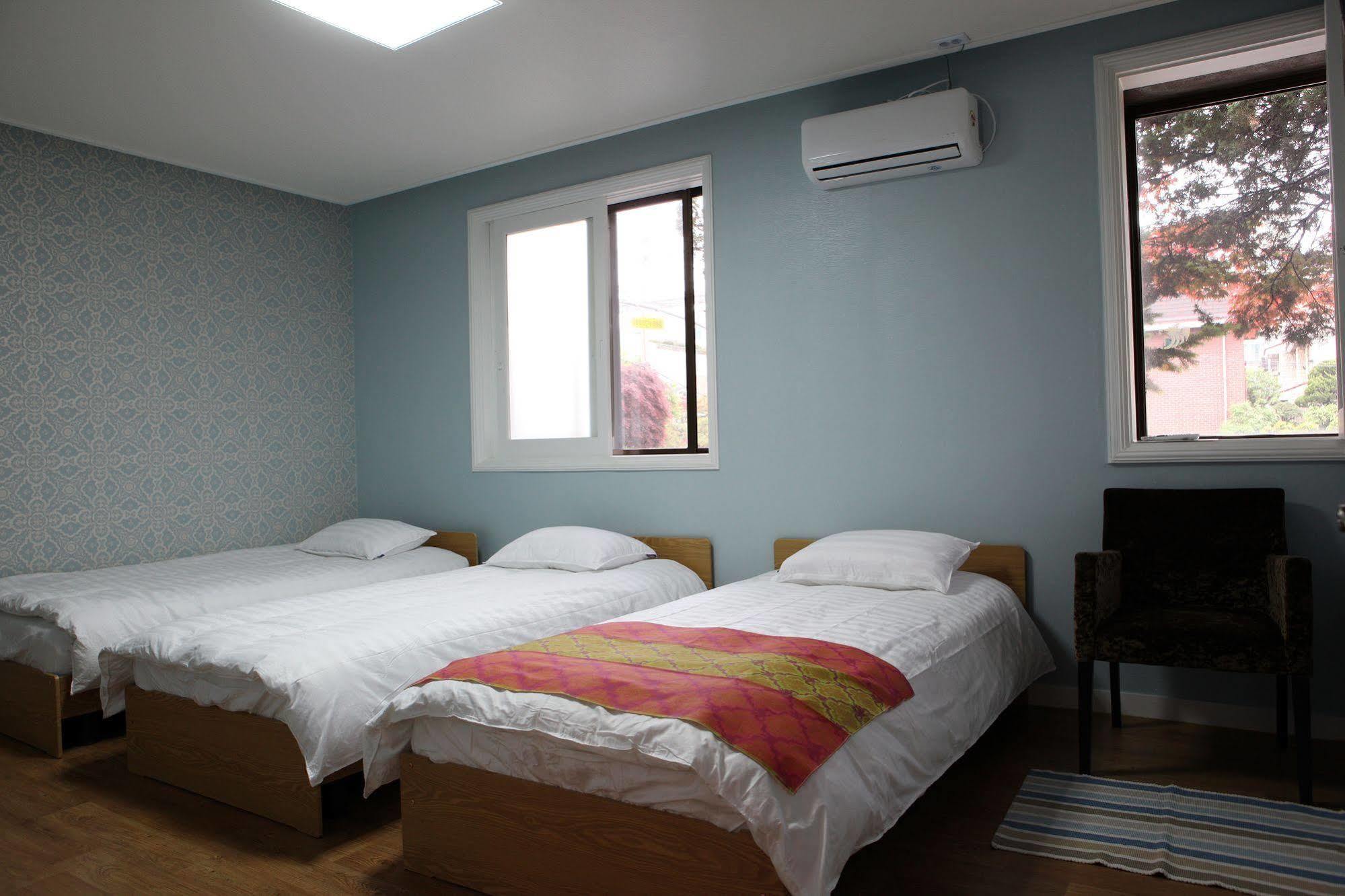 Guest house 24 Gangnam Center 2*