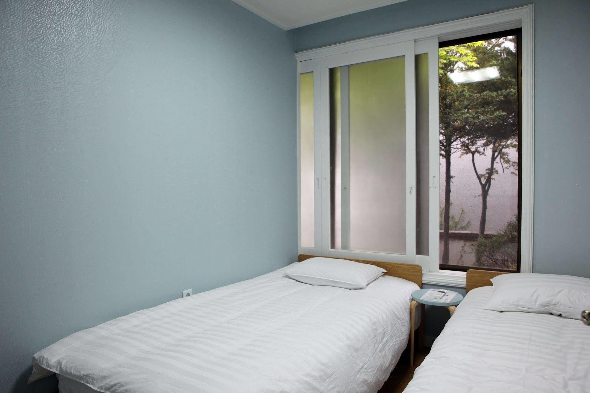 Guest house 24 Gangnam Center 2*